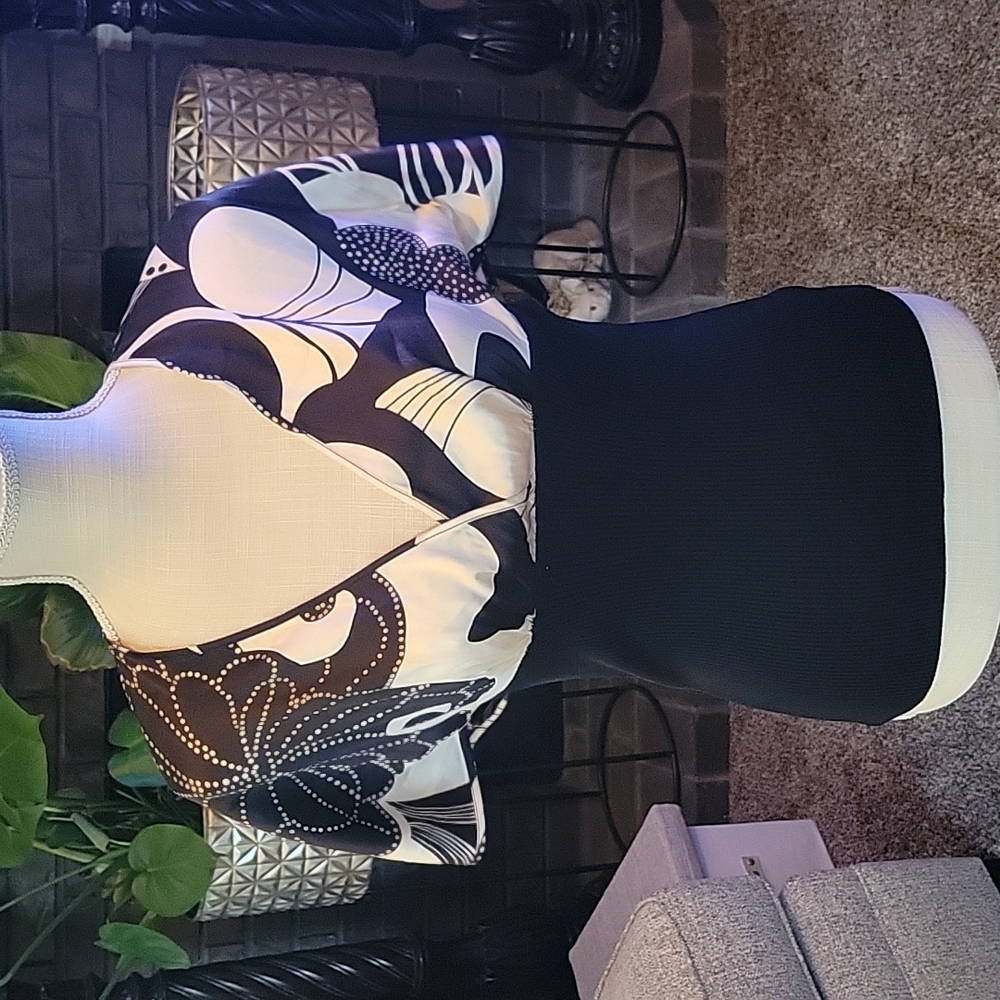 VINTAGE BEBE BLACK AND WHITE SZ L BLOUSE